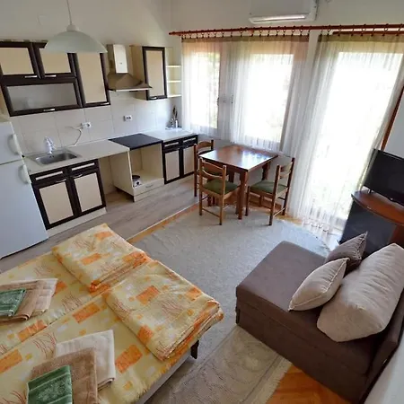 Sub Arce Appartamento Ohrid